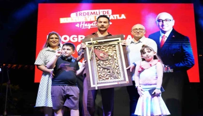 Erdemli Belediyesi Erdemlilileri Sinan Akçılla buluşturdu