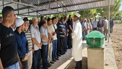Feribot faciasında hayatını kaybeden Hüseyin Özdemir, Silifkede toprağa verildi