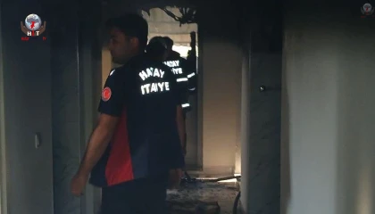 Hassada ev ve ahır yandı