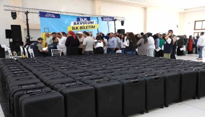 HBBden üniversite öğrencilerine bavul ve ulaşım desteği