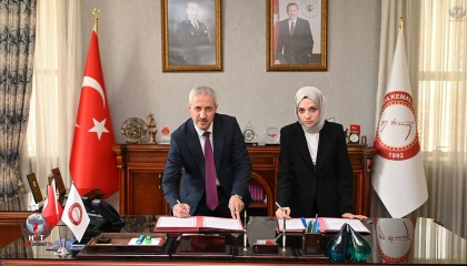 HMKÜ’DEN KADINLAR VE GENÇLER İÇİN YAPAY ZEKÂ HAMLESİ