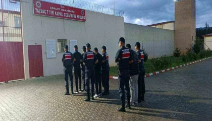 Ispartada uyuşturucu operasyonunda 3 şüpheli tutuklandı