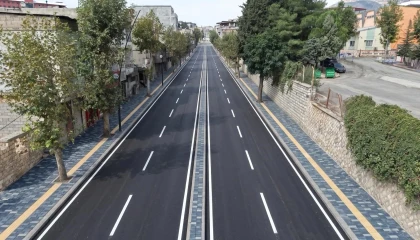 Kahramanmaraşta yollar bir bir asfaltlanıyor