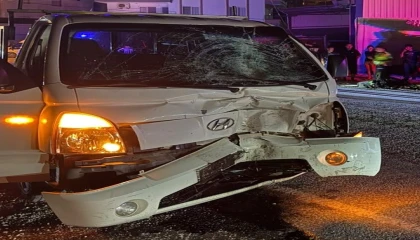 Kamyonetle çarpışan motosikletin 16 yaşındaki sürücüsü hayatını kaybetti