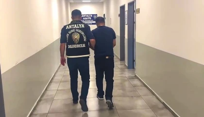 Kendisini komiser olarak tanıtıp milyonluk vurgun yapan şüpheli tutuklandı