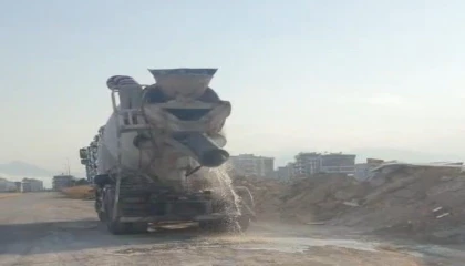 Kepezde vatandaşın çevreyi kirletirken görüntülediği beton mikserine 200 bin TL idari para cezası uyguladı