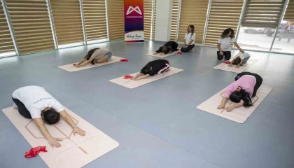 Mersinde ‘Duruşunla Güçlen projesi