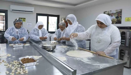 Mersinde eski köy okulu kadınların üretim yuvası oldu