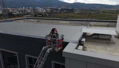 Osmaniyede 112 ekipleri bu kez kendi binaları için alarma geçti