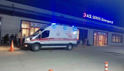 Osmaniyede otomobil ile motosiklet çarpıştı: 1 yaralı