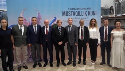 Özbekistanın bağımsızlığının 35. yılı Antalyada kutlandı