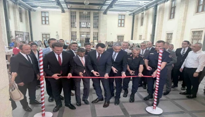 Tarsusta hükümlülerin el emeği eserleri sergilendi
