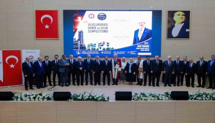 Vali Masatlı, Uluslararası Demir ve Çelik Sempozyumuna katıldı