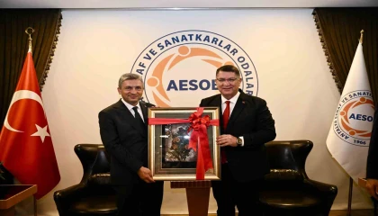 Vali Şahin: Esnafımız, toplumsal hayatın temeli