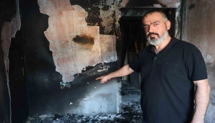 Yanmış daireden yayılan koku ve böcekler komşuları canından bezdirdi