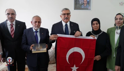 YAYMAN, ŞEHİT FIRAT KIZILKAYA’NIN AİLESİNİ ZİYARET ETTİ