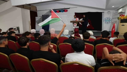 Yıkıntılar arasında bir eğitim mücadelesi: Gazzeli öğrenciler yaşadıklarını anlattı