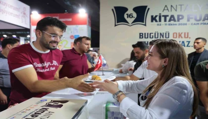16. Antalya Kitap Fuarına 1 milyonu aşkın rekor katılım