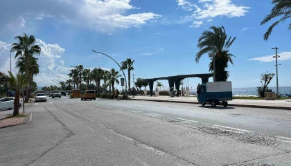 Alanyada otomobil ile motosiklet çarpıştı: 1 ölü, 1 yaralı