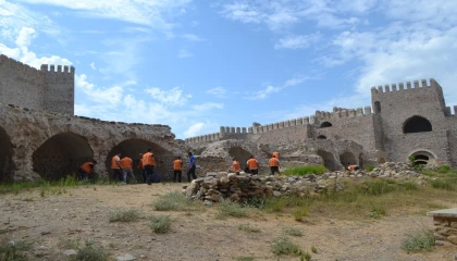 Anamurda hükümlüler tarihi mekânlarda çevre temizliği yaptı