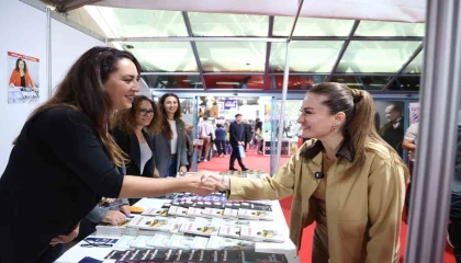 Antalya Kitap Fuarında ikinci gün yoğunluğu