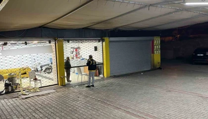 Antalyada oto yıkamacıda silahlı kavga: 1 ölü, 2 yaralı
