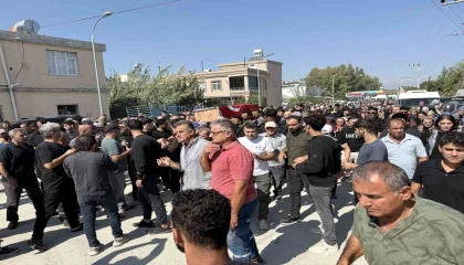 Gemi faciasında cenazesine ulaşılan üniversiteli genç, Mersinde toprağa verildi