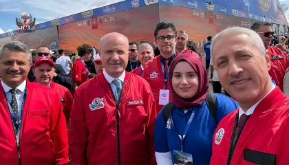 HMKÜ REKTÖRÜ EREN, TEKNOFEST’TE ÖĞRENCİLERLE BULUŞTU