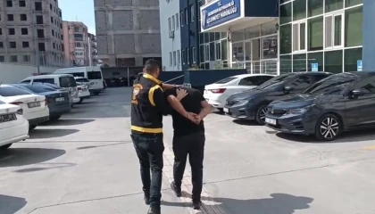 İskenderunda 2 yıl 6 ay hapis cezasıyla aranan şahıs tutuklandı