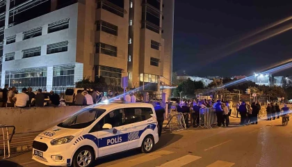Mersinde Başkan Seçer dahil 3 belediye başkanı tutuklama talebiyle mahkemeye sevk edildi