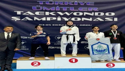 Mersinli taekwondocu Türkiye ikincisi oldu
