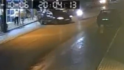 Otomobil ile çarpışan motosikletin sürücüsü yaralandı