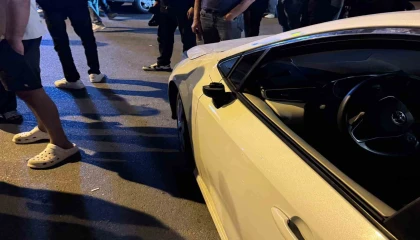 Otomobille motosiklet çarpıştı:1 ölü 1 yaralı