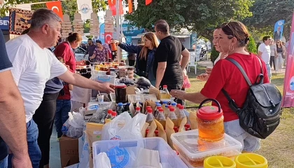 Saimbeylinin doğal lezzetleri festivalde ilgi gördü