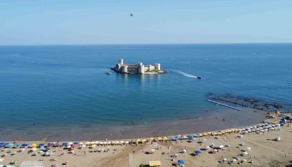 Sonbaharda deniz keyfi: Sıcaklıklar tekrar arttı sahillerde yoğunluk başladı