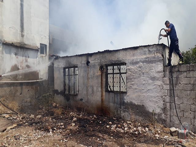 Hatay'da Çocuklar Ateşle Oynadı, Tek Katlı Ev Kül Oldu