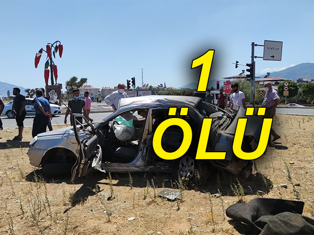Hatay Plakalı Tır Otomobili Biçti 1 Ölü