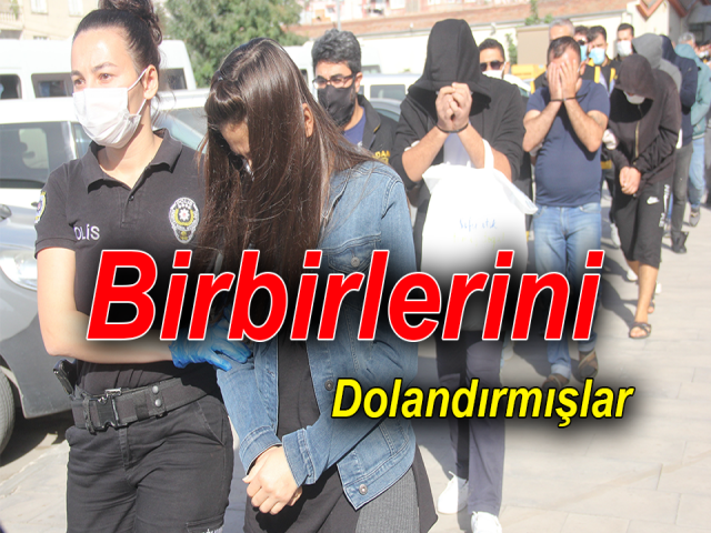 Swinger partilerine katılanlar birbirlerini dolandırmış