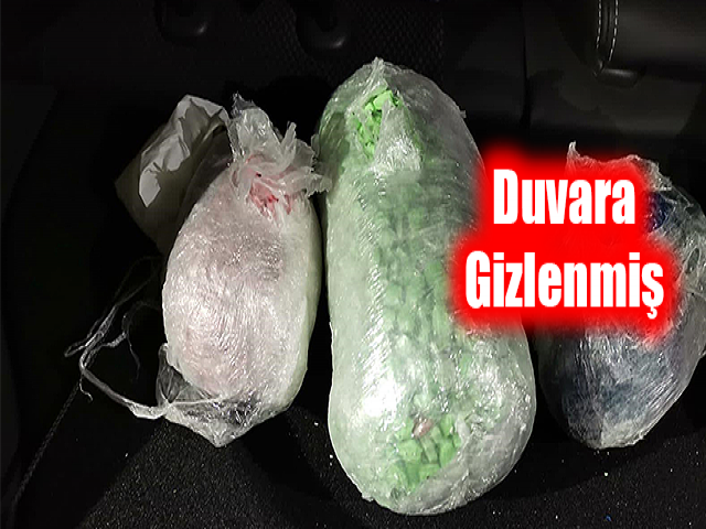  Uyuşturucu haplar duvarın içinden çıktı