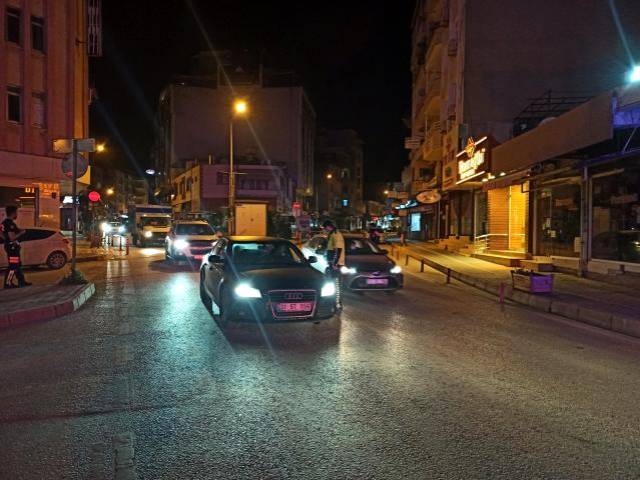 Tam kapanma sonrası Samandağda sıkı uygulama