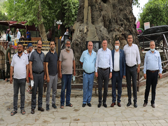 LÜTFÜ SAVAŞ SAMANDAĞLI MUHTARLARLA BULUŞTU