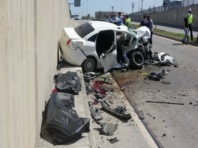 Hatayda feci kaza: 3 ölü, 4 yaralı