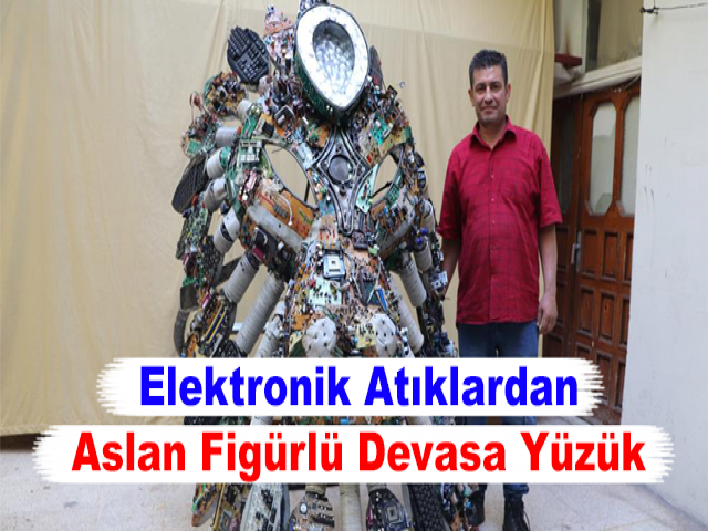 Elektronik Atıklardan Aslan Figürlü Devasa Yüzük