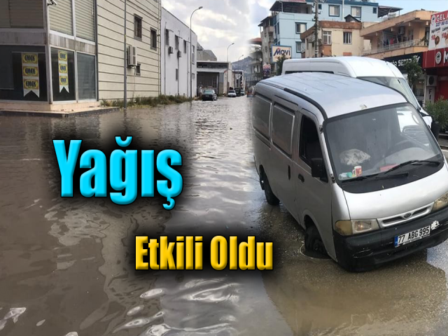 Hatayda şiddetli sağanak yağış etkili oldu