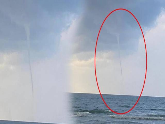 Samandağ açıklarında hortum