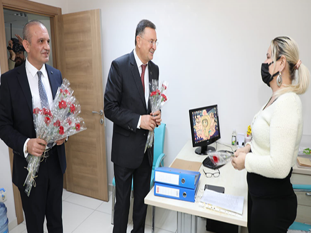 BAŞKAN SAVAŞ’TAN SAĞLIK ÇALIŞANLARINA JEST