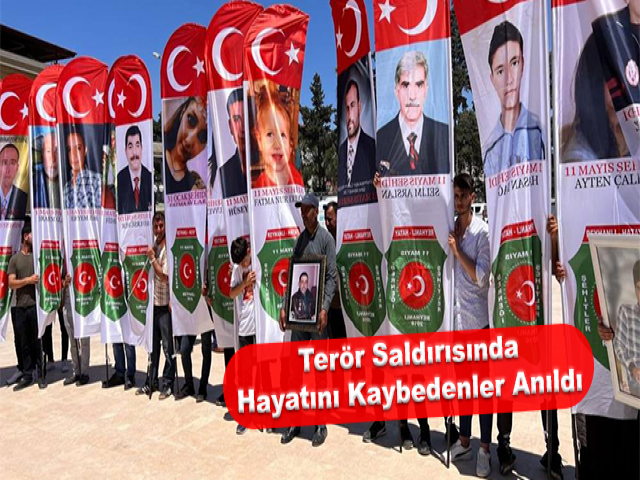 Reyhanlı'daki terör saldırısında hayatını kaybedenler anıldı