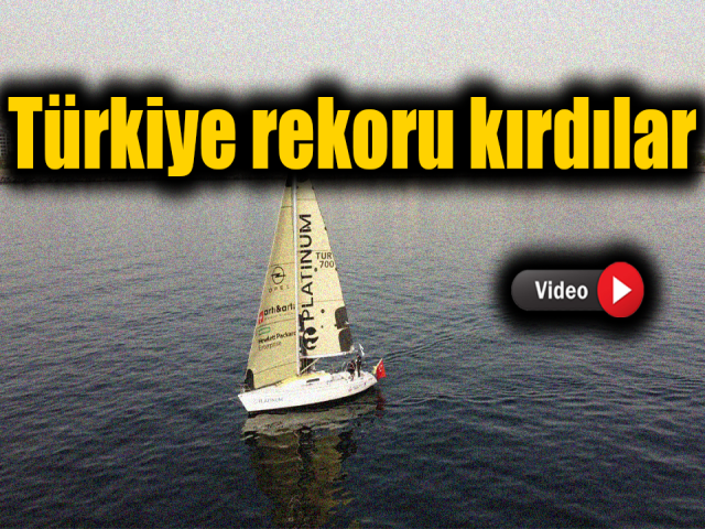 Yelkenliyle Türkiye rekoru kırdılar